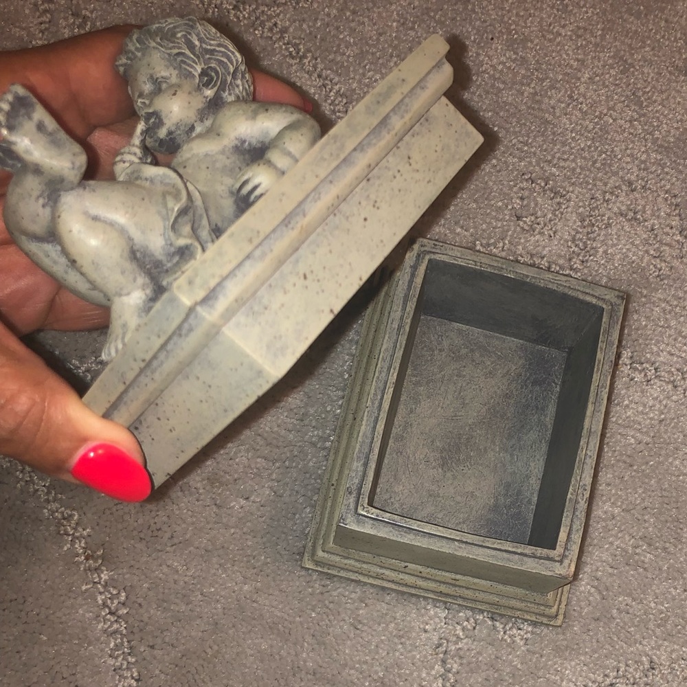 Textured box - Picture 2 of 9